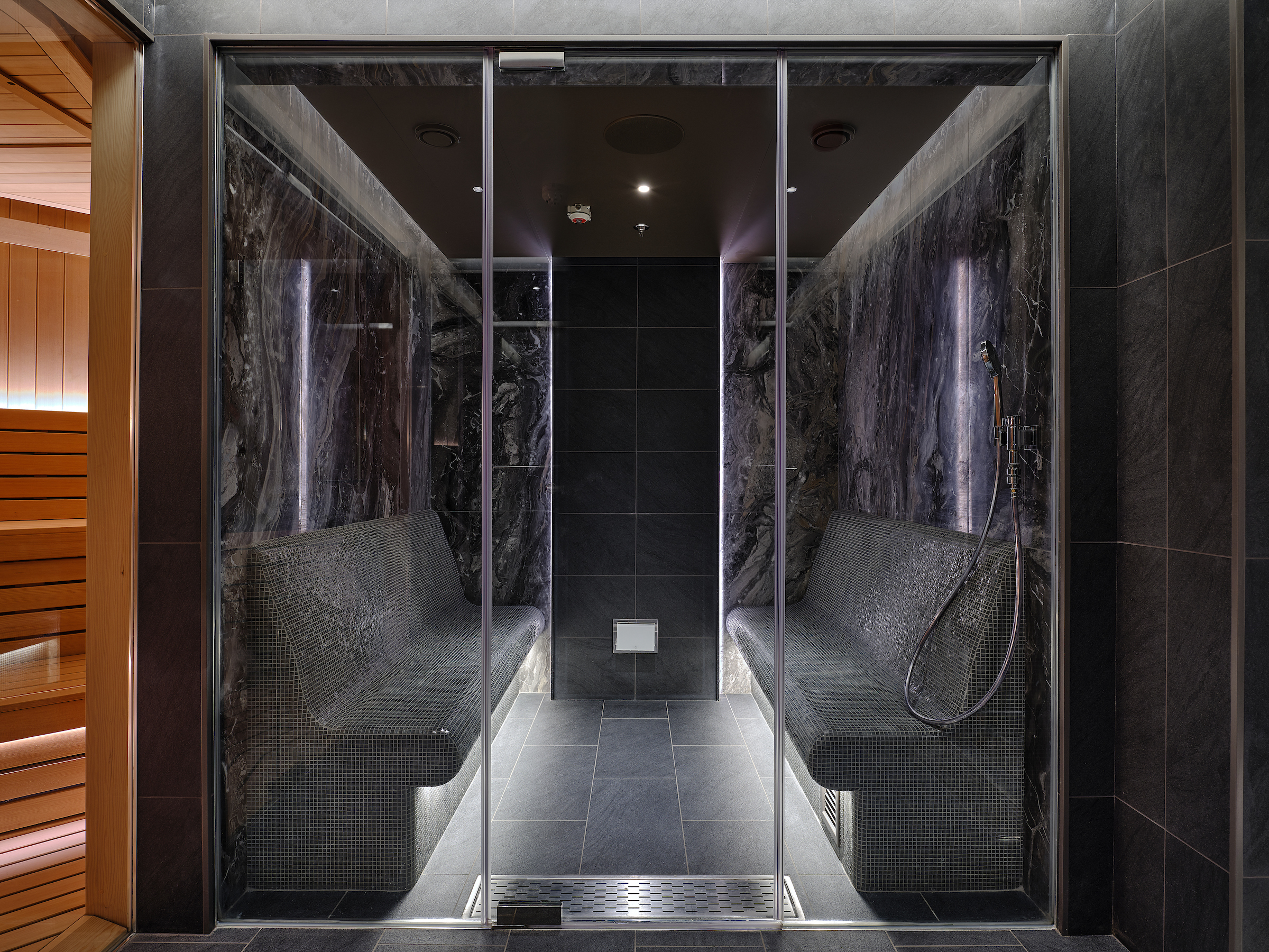 Silver Dawn - Otium Spa